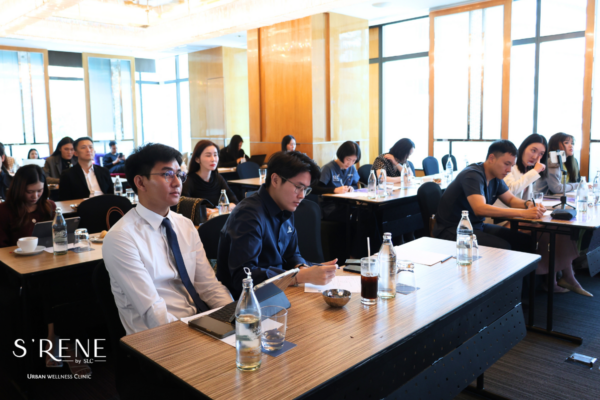 ทีมแพทย์ S’RENE และ SLC ร่วมเทรนนิ่งเรื่องโรคอ้วน